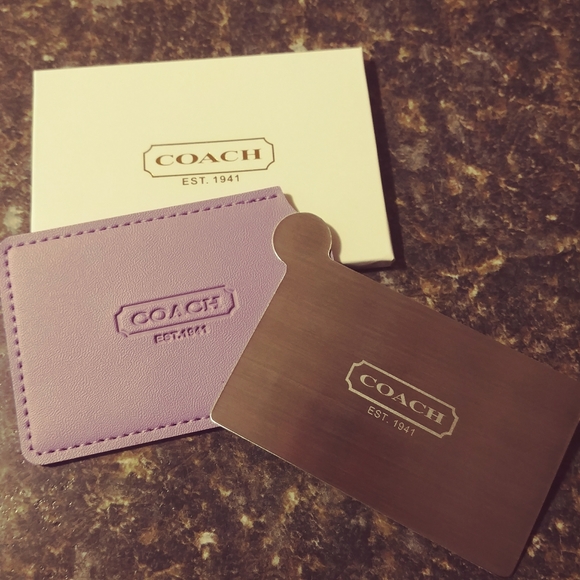 Coach pocket mirror with sleeve - Picture 6 of 6